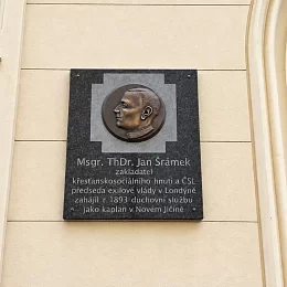 Pamětní deska Jana Šrámka